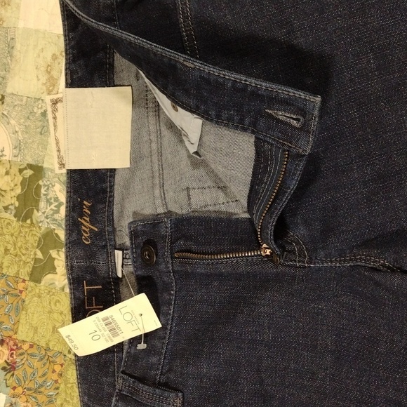 Loft Capri Low-rise Dark Wash Denim‎ - Picture 10 of 11